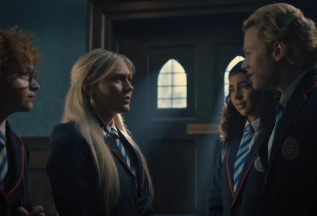 Картинки из сериала Чаки 2 сезон