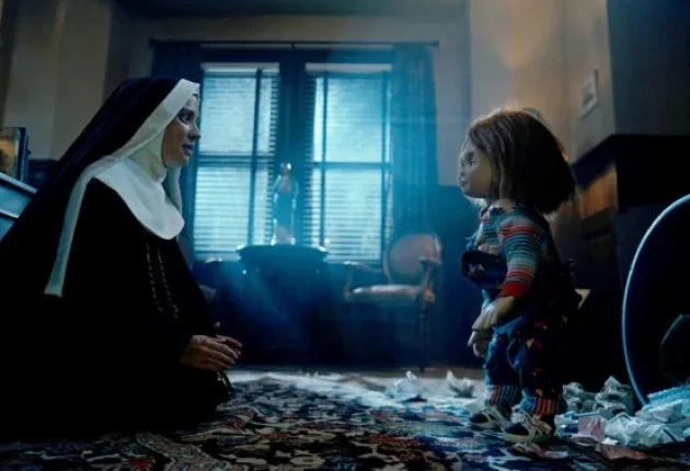 Стоп-кадр из 6 серии 2 сезона сериала Чаки